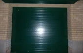 Секционные ворота Зеленые DoorHan RSD02