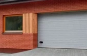 Гаражные ворота DoorHan с окнами